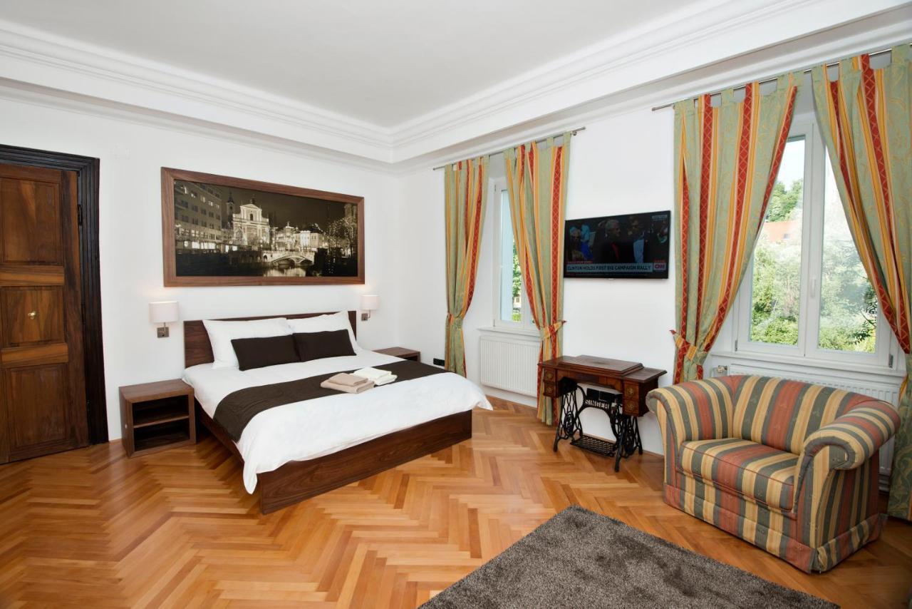 Zois Apartments Ljubljana Exteriör bild